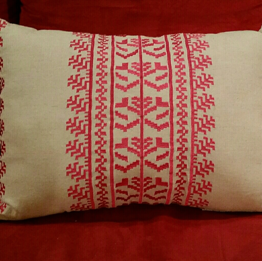 Throw pillow